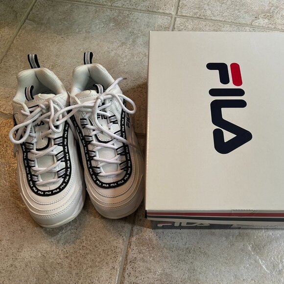 Fila Ray Repeat Athleisure Running Shoe Women Size US7 - Picture 2 of 8